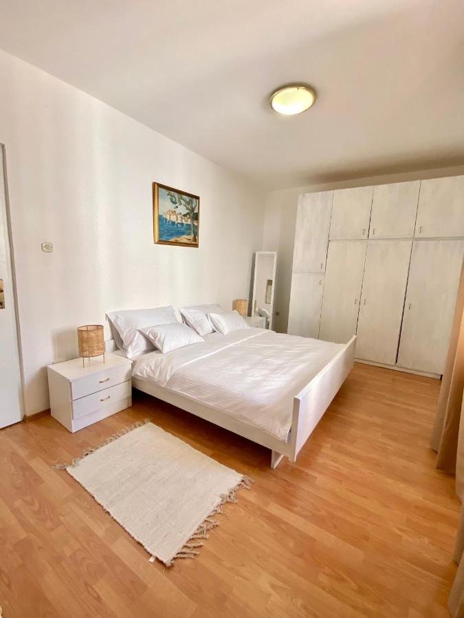 Apartman Tino Apartman *